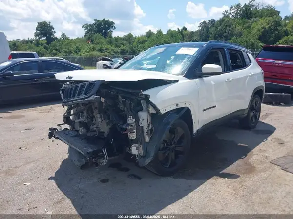3C4NJDBB3MT554490 2021 JEEP COMPASS - Image 2