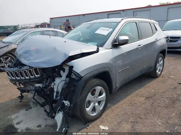 3C4NJDBB3MT559138 2021 JEEP COMPASS - Image 2