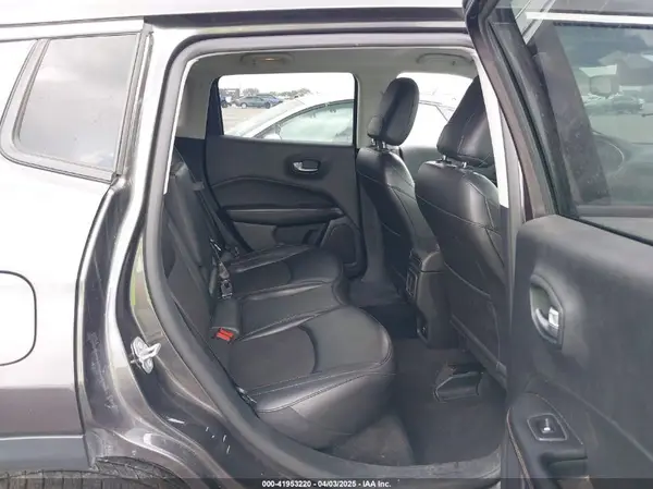 3C4NJDBB3MT584556 2021 JEEP COMPASS - Image 8