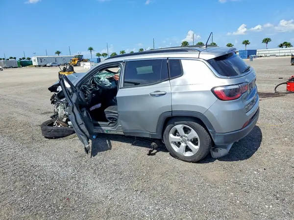 3C4NJDBB3MT589238 2021 JEEP COMPASS - Image 2