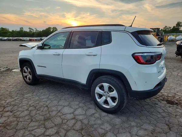 3C4NJDBB3MT593094 2021 JEEP COMPASS - Image 2