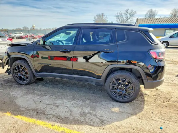 3C4NJDBB3NC174146 2022 JEEP COMPASS - Image 2