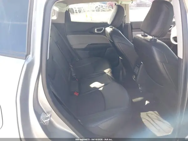 3C4NJDBB3NT102217 2022 JEEP COMPASS - Image 8