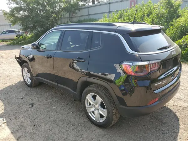 3C4NJDBB3NT123231 2022 JEEP COMPASS - Image 2
