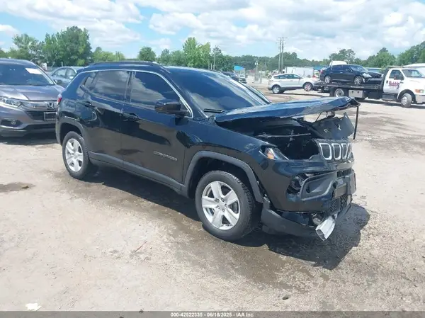 3C4NJDBB3NT140305 2022 JEEP COMPASS - Image 1