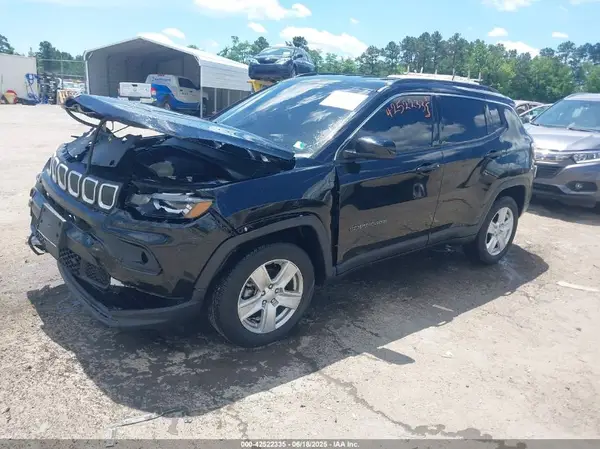3C4NJDBB3NT140305 2022 JEEP COMPASS - Image 2