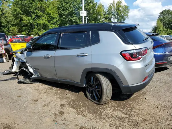 3C4NJDBB3NT171196 2022 JEEP COMPASS - Image 2