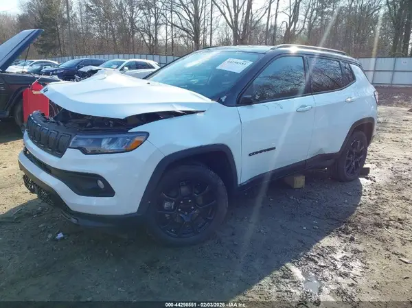 3C4NJDBB3NT184868 2022 JEEP COMPASS - Image 2