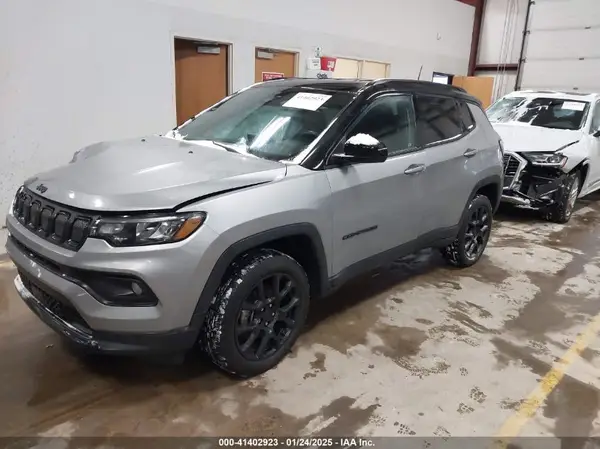 3C4NJDBB3NT186152 2022 JEEP COMPASS - Image 2