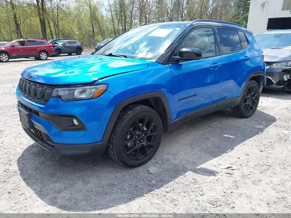 3C4NJDBB3NT197152 2022 JEEP COMPASS - Image 2