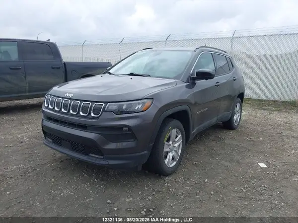 3C4NJDBB3NT199371 2022 JEEP COMPASS - Image 2