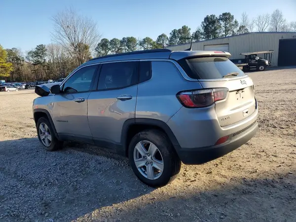 3C4NJDBB3NT207372 2022 JEEP COMPASS - Image 2
