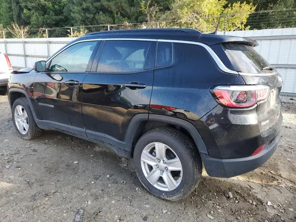 3C4NJDBB3NT216430 2022 JEEP COMPASS - Image 2