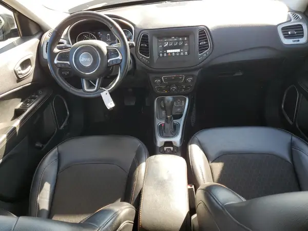3C4NJDBB4HT597418 2017 JEEP COMPASS - Image 8