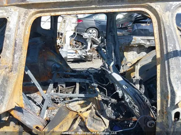 3C4NJDBB4HT631731 2017 JEEP COMPASS - Image 8