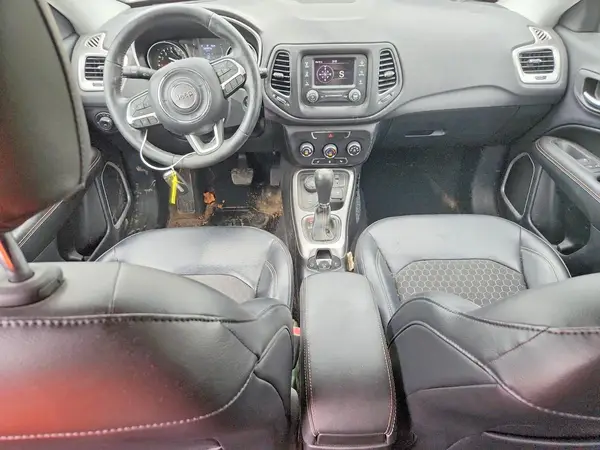 3C4NJDBB4HT647041 2017 JEEP COMPASS - Image 8