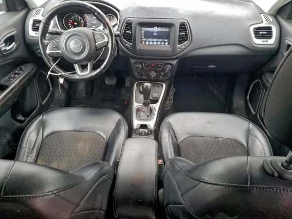 3C4NJDBB4HT660713 2017 JEEP COMPASS - Image 8