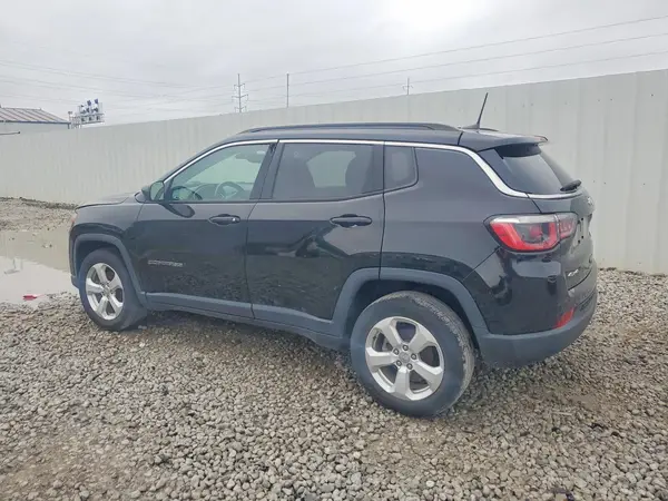 3C4NJDBB4HT660789 2017 JEEP COMPASS - Image 2