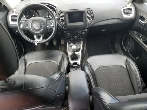 3C4NJDBB4HT664762 2017 JEEP COMPASS - Image 8
