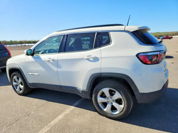 3C4NJDBB4HT679777 2017 JEEP COMPASS - Image 2