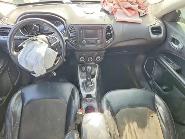 3C4NJDBB4HT680461 2017 JEEP COMPASS - Image 8
