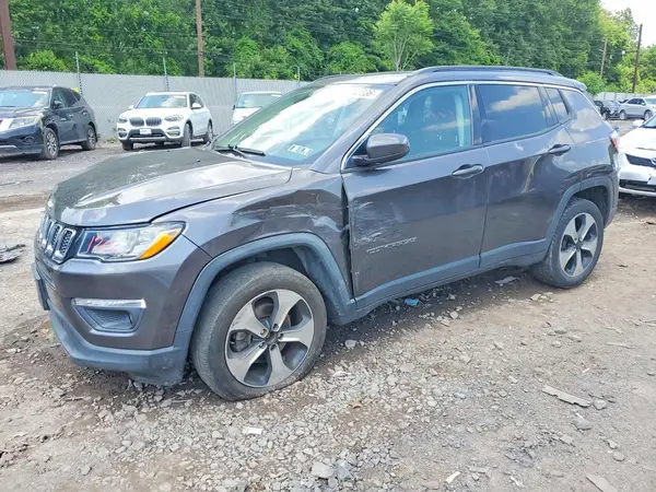 3C4NJDBB4JT103872 2018 JEEP COMPASS - Image 1