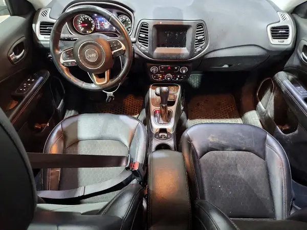 3C4NJDBB4JT112796 2018 JEEP COMPASS - Image 8