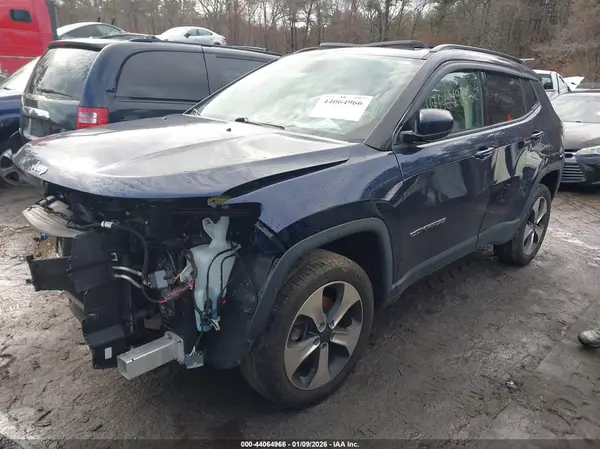 3C4NJDBB4JT131736 2018 JEEP COMPASS - Image 2