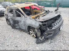 3C4NJDBB4JT138749 2018 JEEP COMPASS
