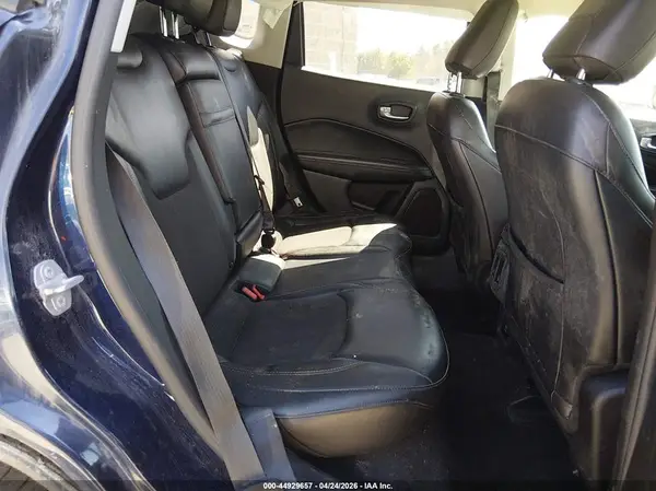 3C4NJDBB4JT144776 2018 JEEP COMPASS - Image 8