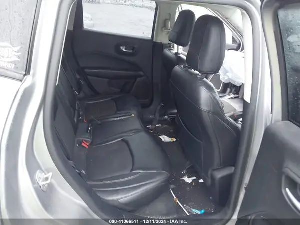 3C4NJDBB4JT150139 2018 JEEP COMPASS - Image 8