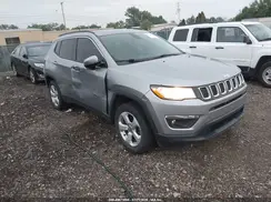 3C4NJDBB4JT150335 2018 JEEP COMPASS