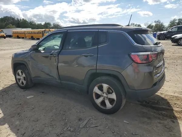3C4NJDBB4JT154529 2018 JEEP COMPASS - Image 2