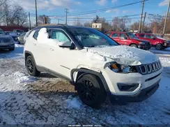 3C4NJDBB4JT168415 2018 JEEP COMPASS