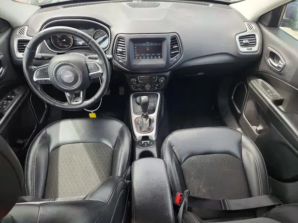 3C4NJDBB4JT175753 2018 JEEP COMPASS - Image 8
