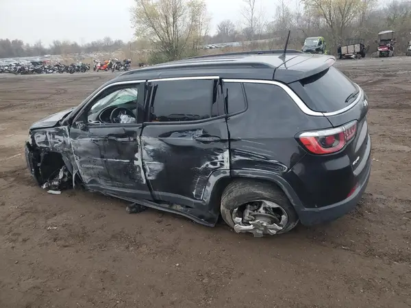 3C4NJDBB4JT177471 2018 JEEP COMPASS - Image 2