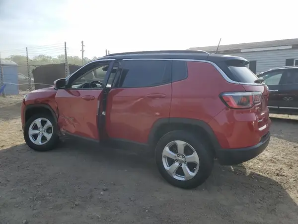 3C4NJDBB4JT180418 2018 JEEP COMPASS - Image 2