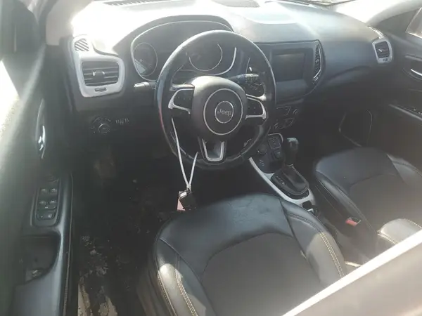 3C4NJDBB4JT191032 2018 JEEP COMPASS - Image 8