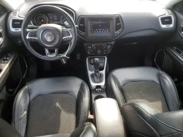 3C4NJDBB4JT191631 2018 JEEP COMPASS - Image 8