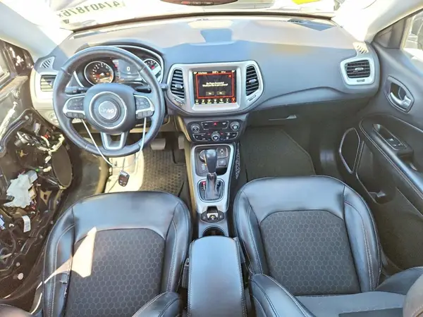 3C4NJDBB4JT202840 2018 JEEP COMPASS - Image 8