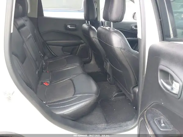 3C4NJDBB4JT206239 2018 JEEP COMPASS - Image 8