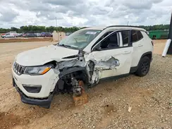 3C4NJDBB4JT207214 2018 JEEP COMPASS