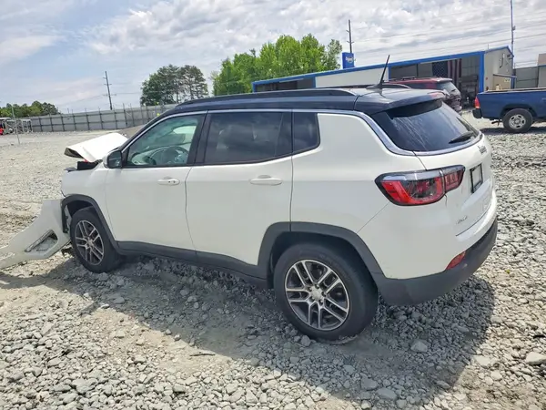3C4NJDBB4JT231805 2018 JEEP COMPASS - Image 2