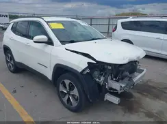 3C4NJDBB4JT232968 2018 JEEP COMPASS