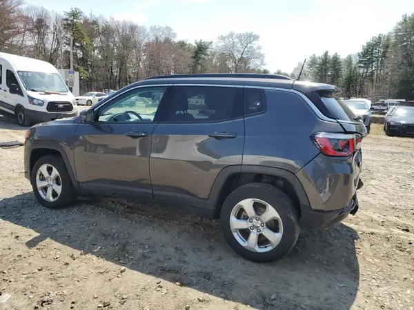 3C4NJDBB4JT239564 2018 JEEP COMPASS - Image 2