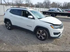 3C4NJDBB4JT250015 2018 JEEP COMPASS