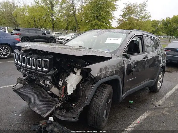 3C4NJDBB4JT254694 2018 JEEP COMPASS - Image 2
