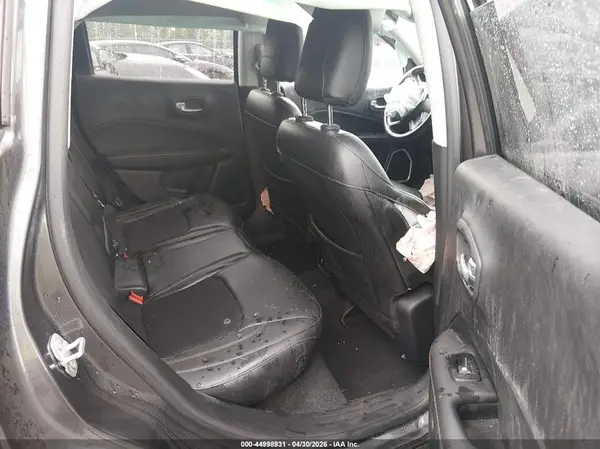 3C4NJDBB4JT254694 2018 JEEP COMPASS - Image 8