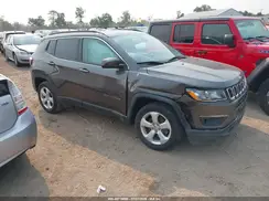 3C4NJDBB4JT255926 2018 JEEP COMPASS
