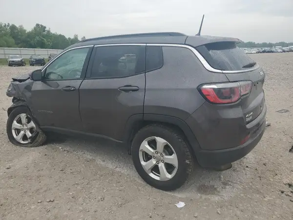 3C4NJDBB4JT261600 2018 JEEP COMPASS - Image 2